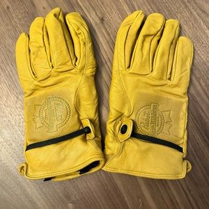POW Pabst gloves